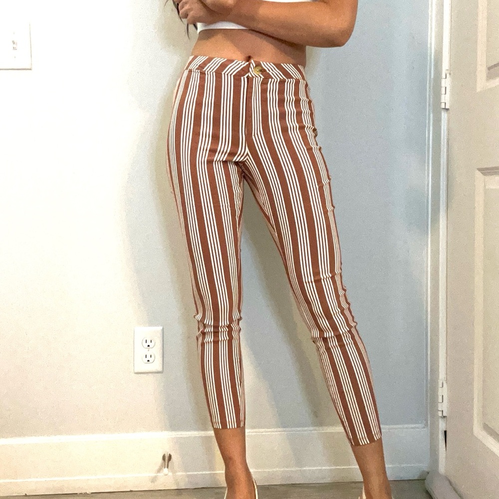 La Hearts Brown and White Cropped Striped Pants